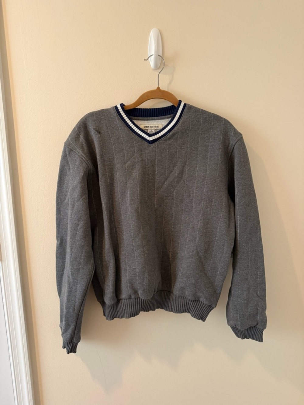 Classic V-Neck Gray Sweatshirt with Contrast Trim